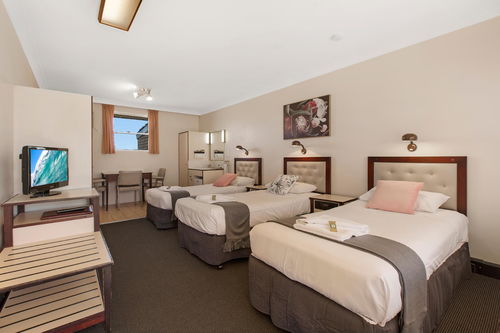 塔姆沃思圣丹斯公园汽车旅馆 Sundance Park Motel Agoda 提供行程前一刻网上即时优惠价格订房服务